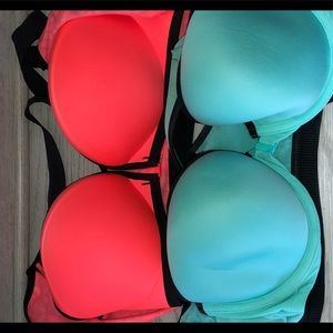Two 32DD Victoria’s Secret sports bras